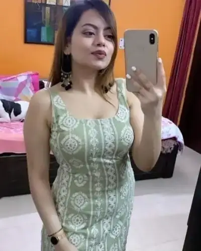 Call Girl in Ambur